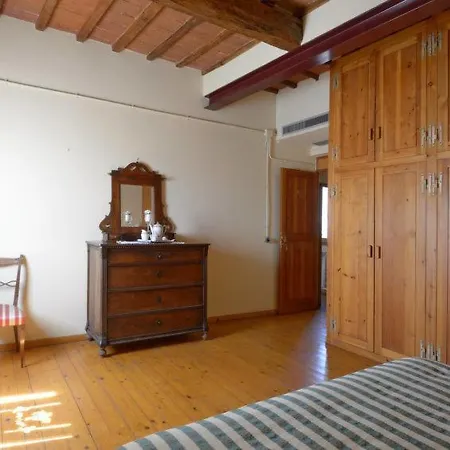 Vaiano Sleeps 18 Pool Air Con Wifi Casa vacanze Vaiano (Lazio)