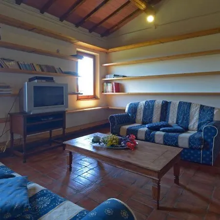 Casa vacanze Vaiano Sleeps 18 Pool Air Con Wifi Vaiano (Lazio)